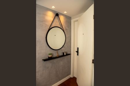 Apartamento à venda com 170m², 4 quartos e 2 vagas Apartamento à venda com 170m², 4 quartos e 2 vagasHall de entrada
