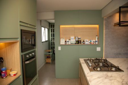 Apartamento à venda com 170m², 4 quartos e 2 vagas Apartamento à venda com 170m², 4 quartos e 2 vagasCozinha