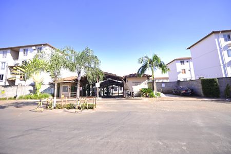 Apartamento para alugar com 40m², 2 quartos e 1 vaga Apartamento para alugar com 40m², 2 quartos e 1 vagaFachada