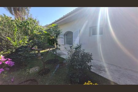 Casa à venda com 300m², 4 quartos e 2 vagas