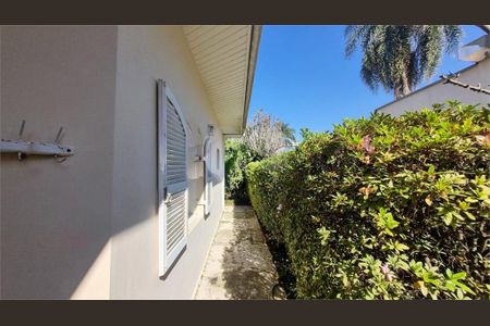 Casa à venda com 300m², 4 quartos e 2 vagas