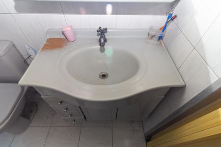 Casa à venda com 165m², 3 quartos e 2 vagasBanheiro 2