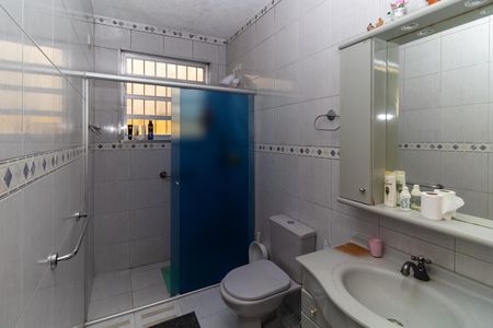 Casa à venda com 165m², 3 quartos e 2 vagasBanheiro 2