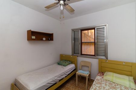 Casa à venda com 165m², 3 quartos e 2 vagasQuarto 2