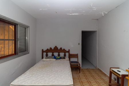 Casa à venda com 165m², 3 quartos e 2 vagasSuíte