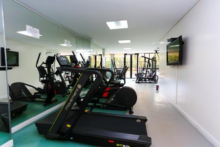 Apartamento à venda com 184m², 3 quartos e 4 vagas Apartamento à venda com 184m², 3 quartos e 4 vagasÁrea comum - Academia