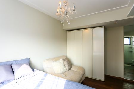 Apartamento à venda com 184m², 3 quartos e 4 vagas Apartamento à venda com 184m², 3 quartos e 4 vagasSuíte 2