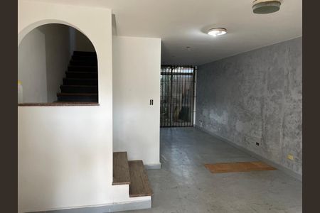 Casa à venda com 167m², 3 quartos e sem vaga