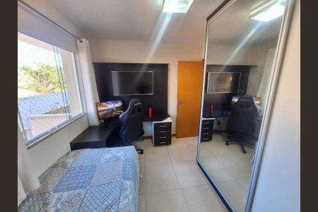 Casa de condomínio à venda com 87m², 3 quartos e 1 vaga
