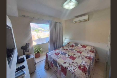 Casa de condomínio à venda com 87m², 3 quartos e 1 vaga