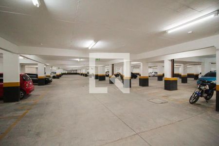 Apartamento à venda com 60m², 2 quartos e 1 vaga Apartamento à venda com 60m², 2 quartos e 1 vagaEstacionamento