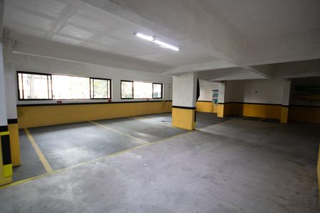 Apartamento para alugar com 90m², 2 quartos e 1 vaga Apartamento para alugar com 90m², 2 quartos e 1 vagaGaragem