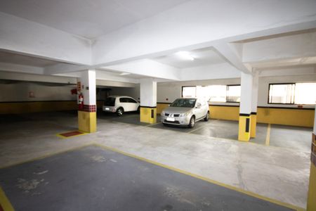 Apartamento para alugar com 90m², 2 quartos e 1 vaga Apartamento para alugar com 90m², 2 quartos e 1 vagaGaragem