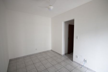 Apartamento para alugar com 90m², 2 quartos e 1 vaga Apartamento para alugar com 90m², 2 quartos e 1 vagaSuíte