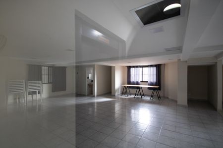 Apartamento para alugar com 90m², 2 quartos e 1 vaga Apartamento para alugar com 90m², 2 quartos e 1 vagaÁrea comum - Salão de festas