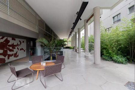 Apartamento à venda com 170m², 1 quarto e 2 vagas Apartamento à venda com 170m², 1 quarto e 2 vagasÁrea comum