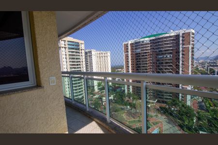 Apartamento para alugar com 100m², 2 quartos e 1 vaga Apartamento para alugar com 100m², 2 quartos e 1 vagaSacada da Suíte 2