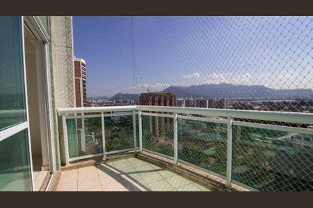 Apartamento para alugar com 100m², 2 quartos e 1 vaga Apartamento para alugar com 100m², 2 quartos e 1 vagaVaranda