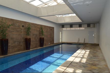 Apartamento à venda com 268m², 4 quartos e 4 vagasPiscina Coberta