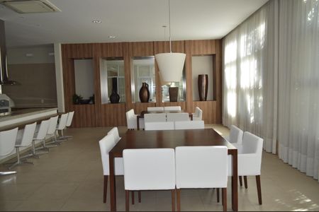 Apartamento à venda com 268m², 4 quartos e 4 vagasÁrea comum - Salão de Festas