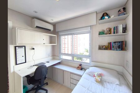 Apartamento à venda com 268m², 4 quartos e 4 vagas Apartamento à venda com 268m², 4 quartos e 4 vagasSuíte 3