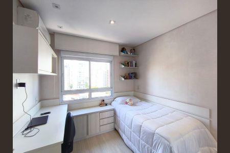 Apartamento à venda com 268m², 4 quartos e 4 vagas Apartamento à venda com 268m², 4 quartos e 4 vagasSuíte 3