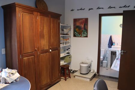 Casa de condomínio para alugar com 323m², 4 quartos e 5 vagasSuíte 1