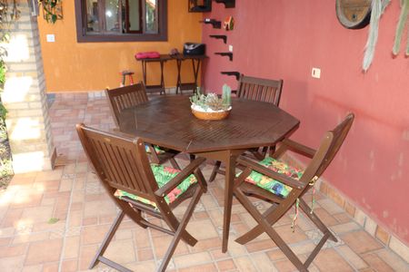 Casa de condomínio para alugar com 323m², 4 quartos e 5 vagasÁrea Externa