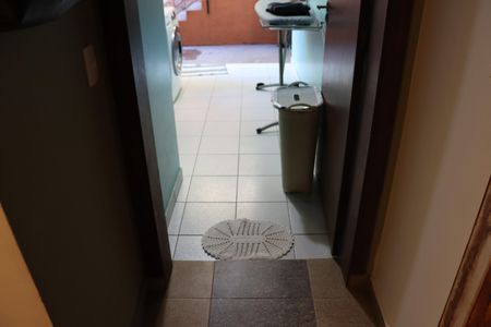 Casa de condomínio para alugar com 323m², 4 quartos e 5 vagasÁrea de Serviço