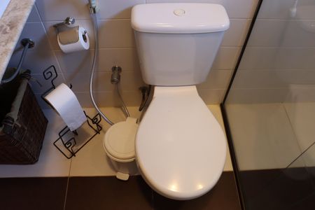 Casa de condomínio para alugar com 323m², 4 quartos e 5 vagasBanheiro da Suíte 3