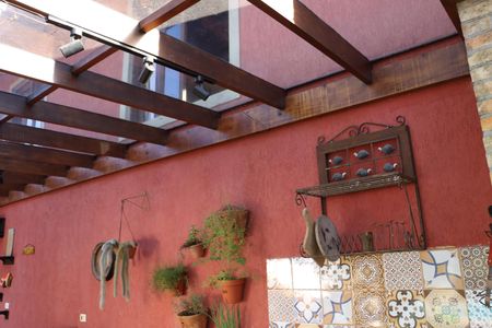 Casa de condomínio para alugar com 323m², 4 quartos e 5 vagasÁrea Externa