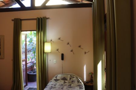 Casa de condomínio para alugar com 323m², 4 quartos e 5 vagasSuíte 3