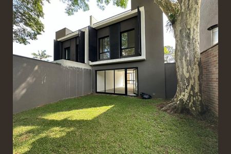 Casa à venda com 390m², 3 quartos e sem vaga Casa à venda com 390m², 3 quartos e sem vagaFoto 08