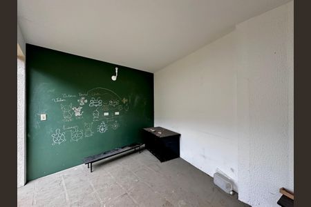 Casa à venda com 250m², 3 quartos e 3 vagas Casa à venda com 250m², 3 quartos e 3 vagasQuintal
