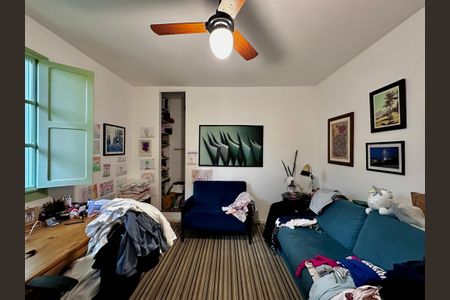 Casa à venda com 250m², 3 quartos e 3 vagas Casa à venda com 250m², 3 quartos e 3 vagasQuarto 2