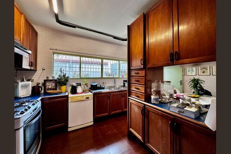 Casa à venda com 250m², 3 quartos e 3 vagas Casa à venda com 250m², 3 quartos e 3 vagasCozinha