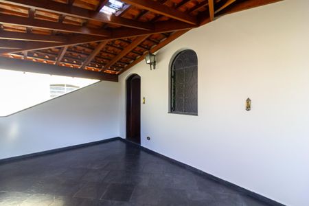 Casa à venda com 250m², 4 quartos e 5 vagasSala 4 varanda