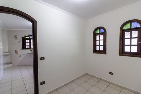 Casa à venda com 250m², 4 quartos e 5 vagasQuarto de Serviço