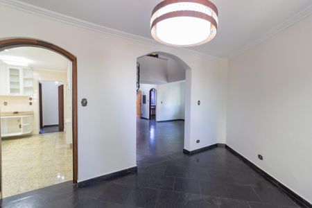 Casa à venda com 250m², 4 quartos e 5 vagasSala 2