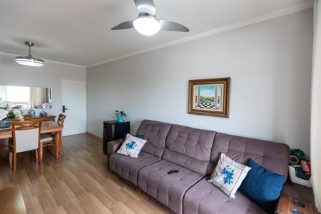 Apartamento à venda com 110m², 3 quartos e 2 vagas Apartamento à venda com 110m², 3 quartos e 2 vagasSala