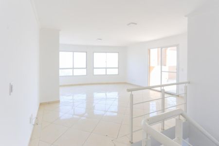 Apartamento à venda com 194m², 4 quartos e 3 vagas Apartamento à venda com 194m², 4 quartos e 3 vagasBanheiro da Suíte 3