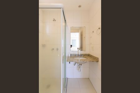 Apartamento à venda com 194m², 4 quartos e 3 vagas Apartamento à venda com 194m², 4 quartos e 3 vagasBanheiro da Suíte 2