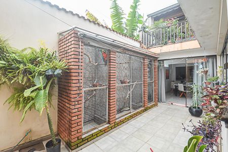 Casa à venda com 430m², 3 quartos e 4 vagasQuintal