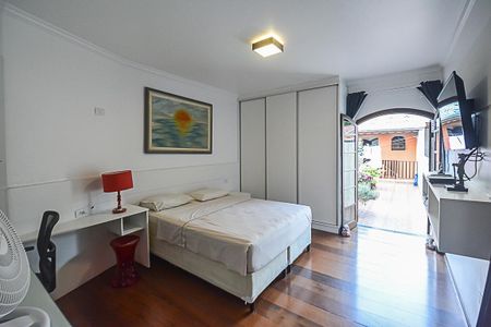 Casa à venda com 430m², 3 quartos e 4 vagasQuarto 2