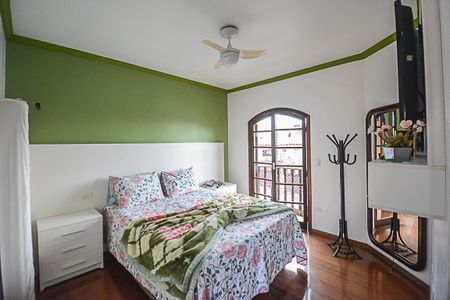 Casa à venda com 430m², 3 quartos e 4 vagasSuíte