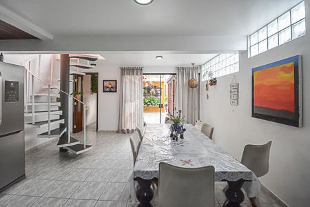 Casa à venda com 430m², 3 quartos e 4 vagasChurrasqueira