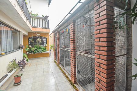 Casa à venda com 430m², 3 quartos e 4 vagasQuintal