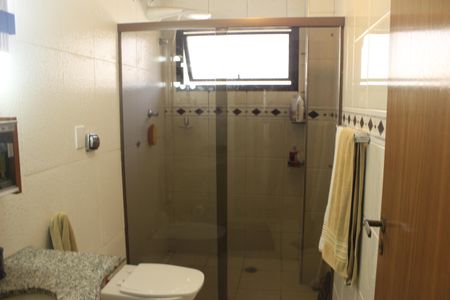 Apartamento à venda com 118m², 3 quartos e 2 vagasBanheiro social