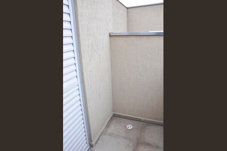 Apartamento à venda com 48m², 2 quartos e sem vaga Apartamento à venda com 48m², 2 quartos e sem vagavaranda Quarto 01