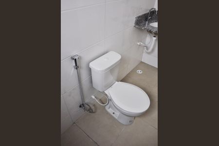 Apartamento à venda com 48m², 2 quartos e sem vaga Apartamento à venda com 48m², 2 quartos e sem vaga Banheiro Social